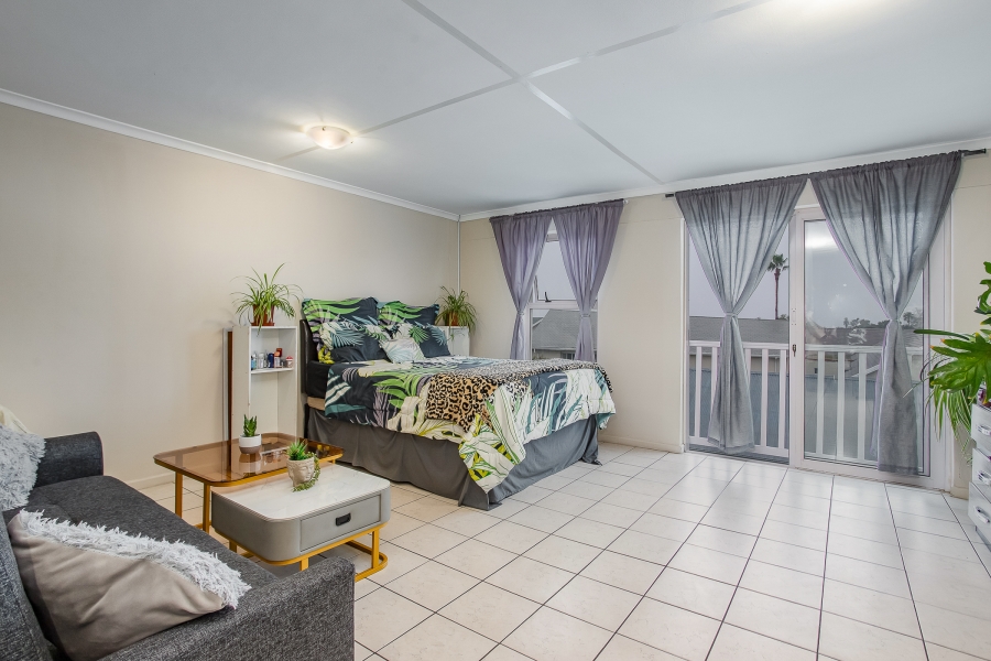 1 Bedroom Property for Sale in Wellington Central Western Cape